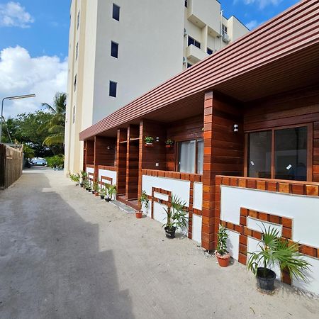 Batuta Maldives Inn Thulusdhoo Luaran gambar