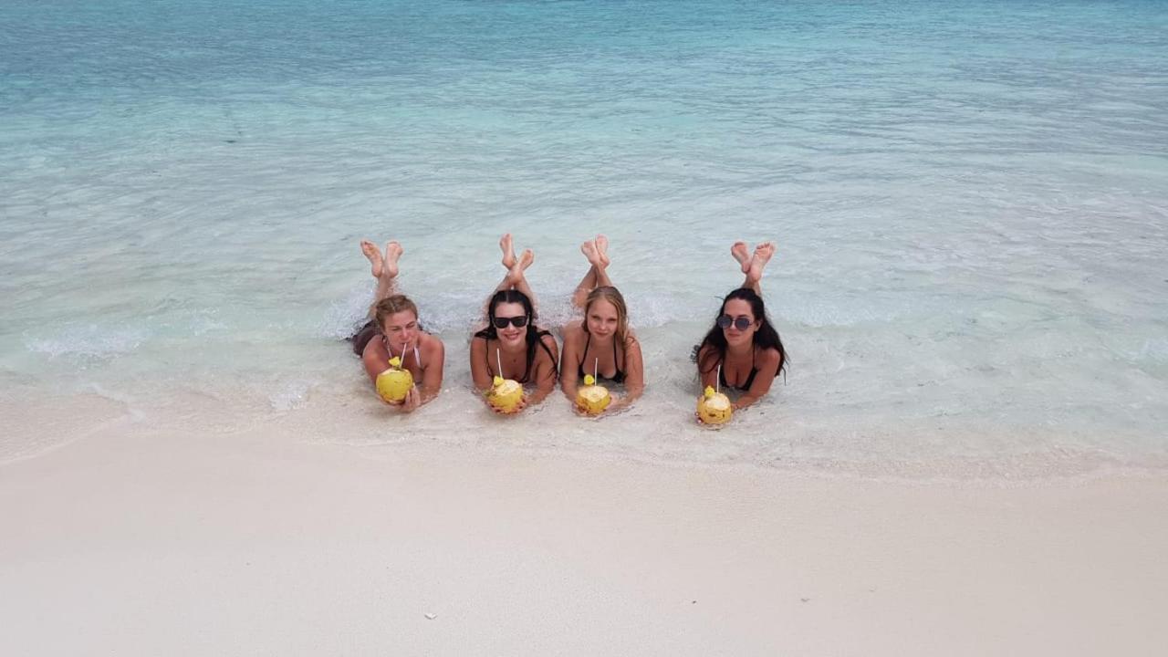 Batuta Maldives Inn Thulusdhoo Luaran gambar